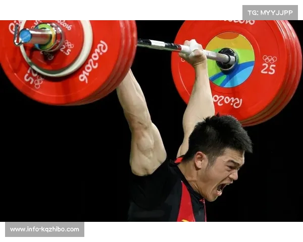 举重表演赛万人空巷：陈镜开回乡汇报演出点燃石龙举重热情